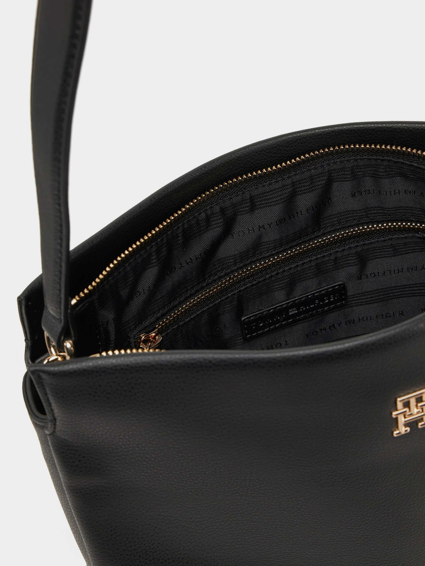 Сумка Tommy Hilfiger модель AW0AW17173-BDS Фото