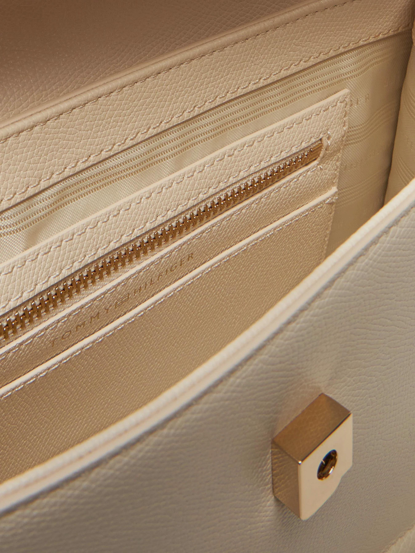 Крос-боді Tommy Hilfiger модель AW0AW17176-AA8 Фото