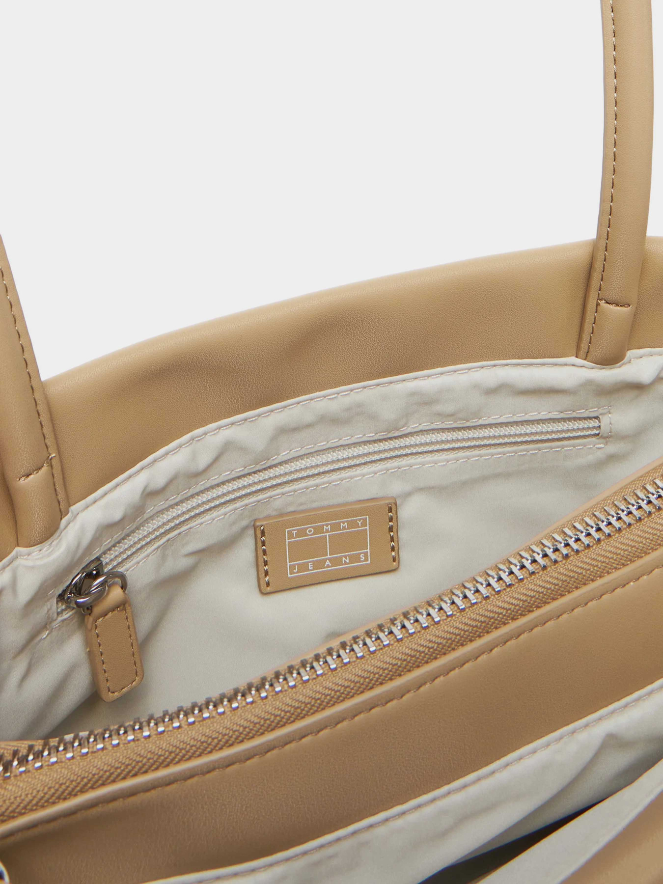 Сумка Tommy Hilfiger модель AW0AW17297-ACT Фото