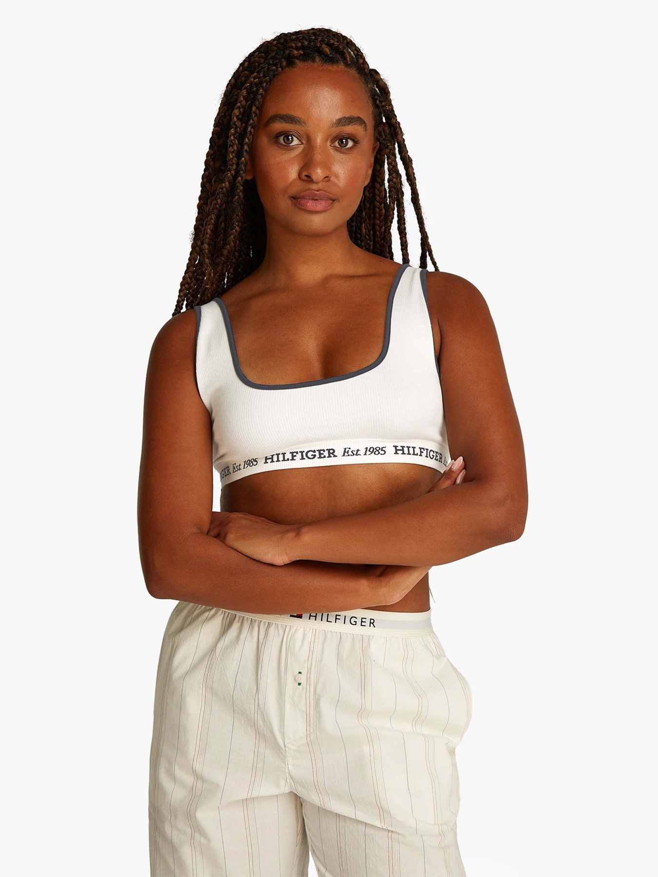 Бюстгальтер Tommy Hilfiger модель UW0UW05727-YBI Бюстгальтер Tommy Hilfiger модель UW0UW05727-YBI Фото