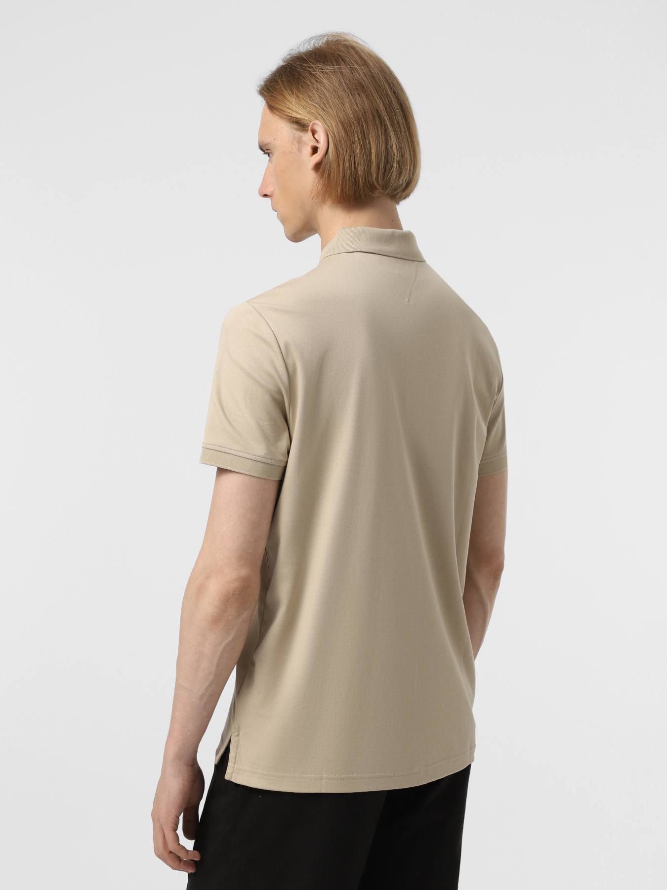 Поло Tommy Hilfiger модель MW0MW38465-RBT Поло Tommy Hilfiger модель MW0MW38465-RBT Фото