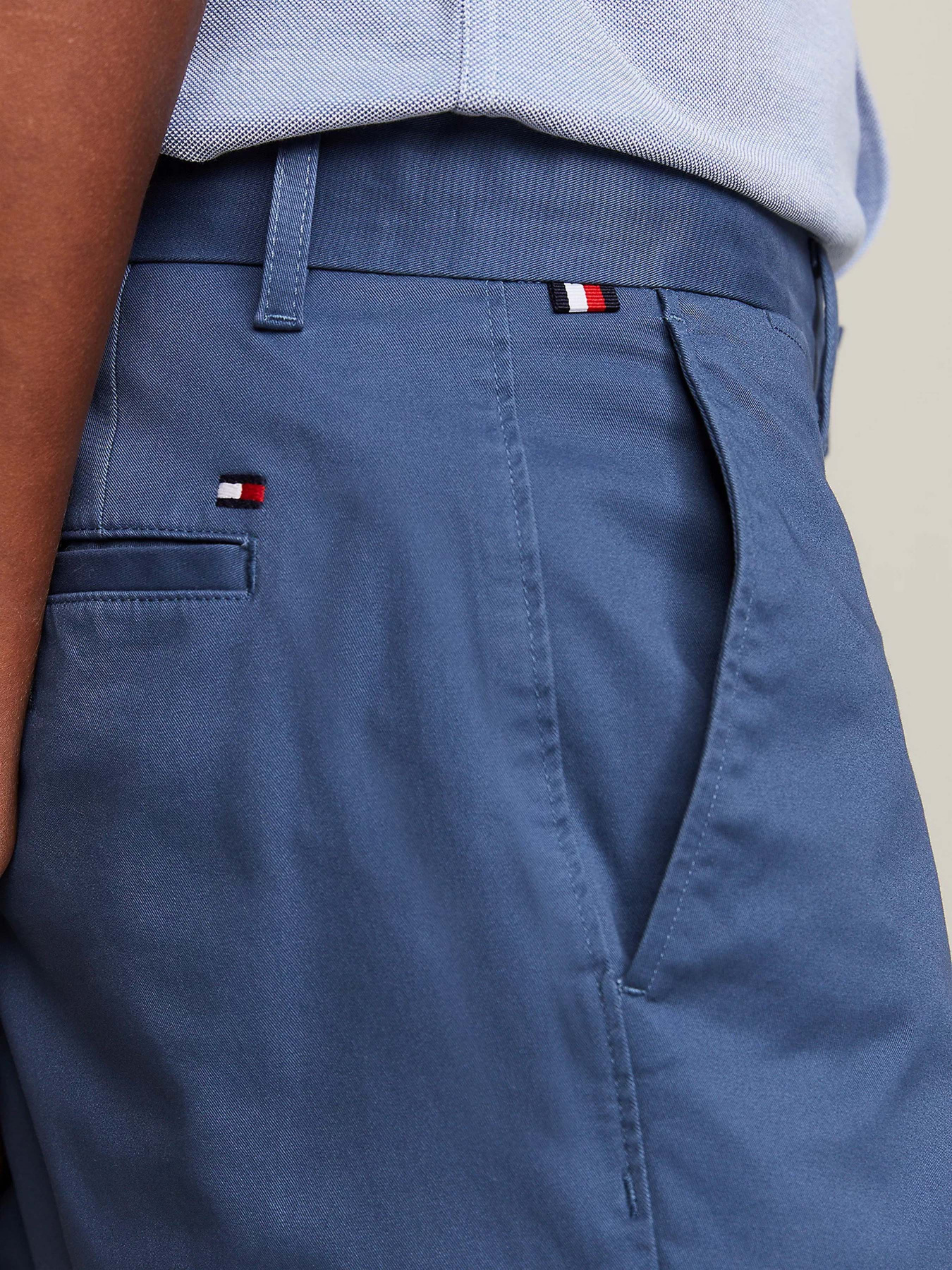 Повсякденні шорти Tommy Hilfiger модель MW0MW23563-DBZ Фото