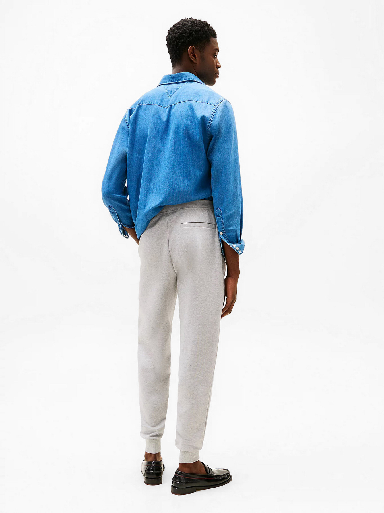 Джогери Tommy Hilfiger модель MW0MW37242-P01 Фото