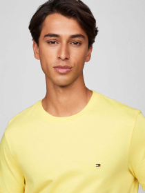 Футболка Tommy Hilfiger модель MW0MW39995-ZF0 Футболка Tommy Hilfiger модель MW0MW39995-ZF0 Фото