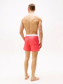 Шорти для плавання Tommy Hilfiger модель UM0UM03455-XKJ Шорти для плавання Tommy Hilfiger модель UM0UM03455-XKJ Фото