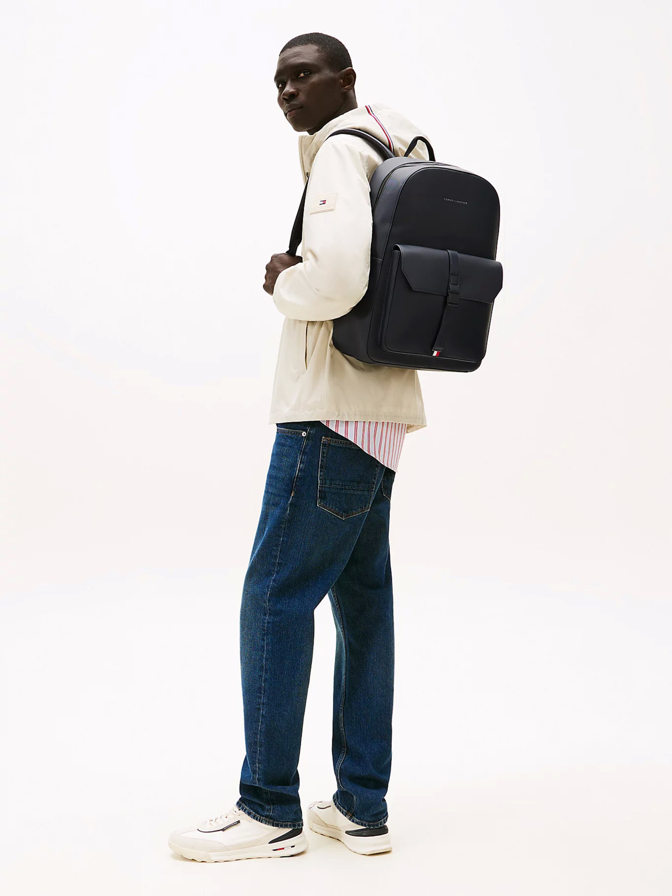 Повсякденний рюкзак Tommy Hilfiger модель AM0AM13476-DW6 Фото