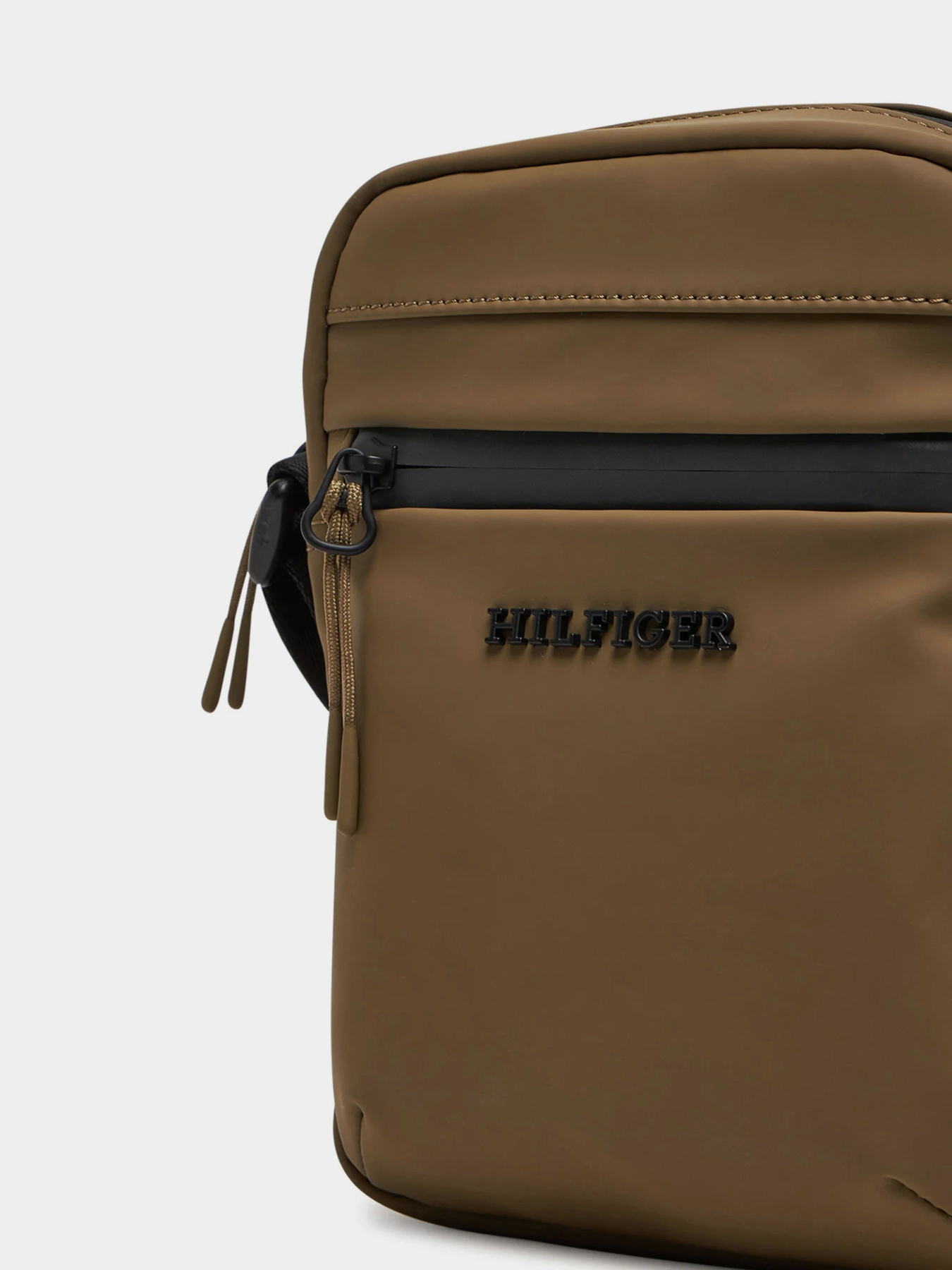 Мессенджер Tommy Hilfiger модель AM0AM13498-GX2 Фото