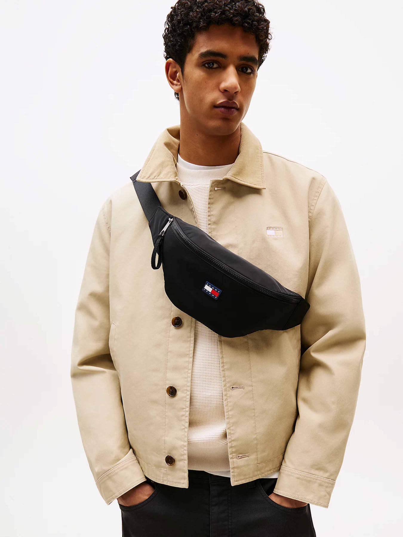 Поясна сумка Tommy Hilfiger модель AM0AM13549-BDS Фото