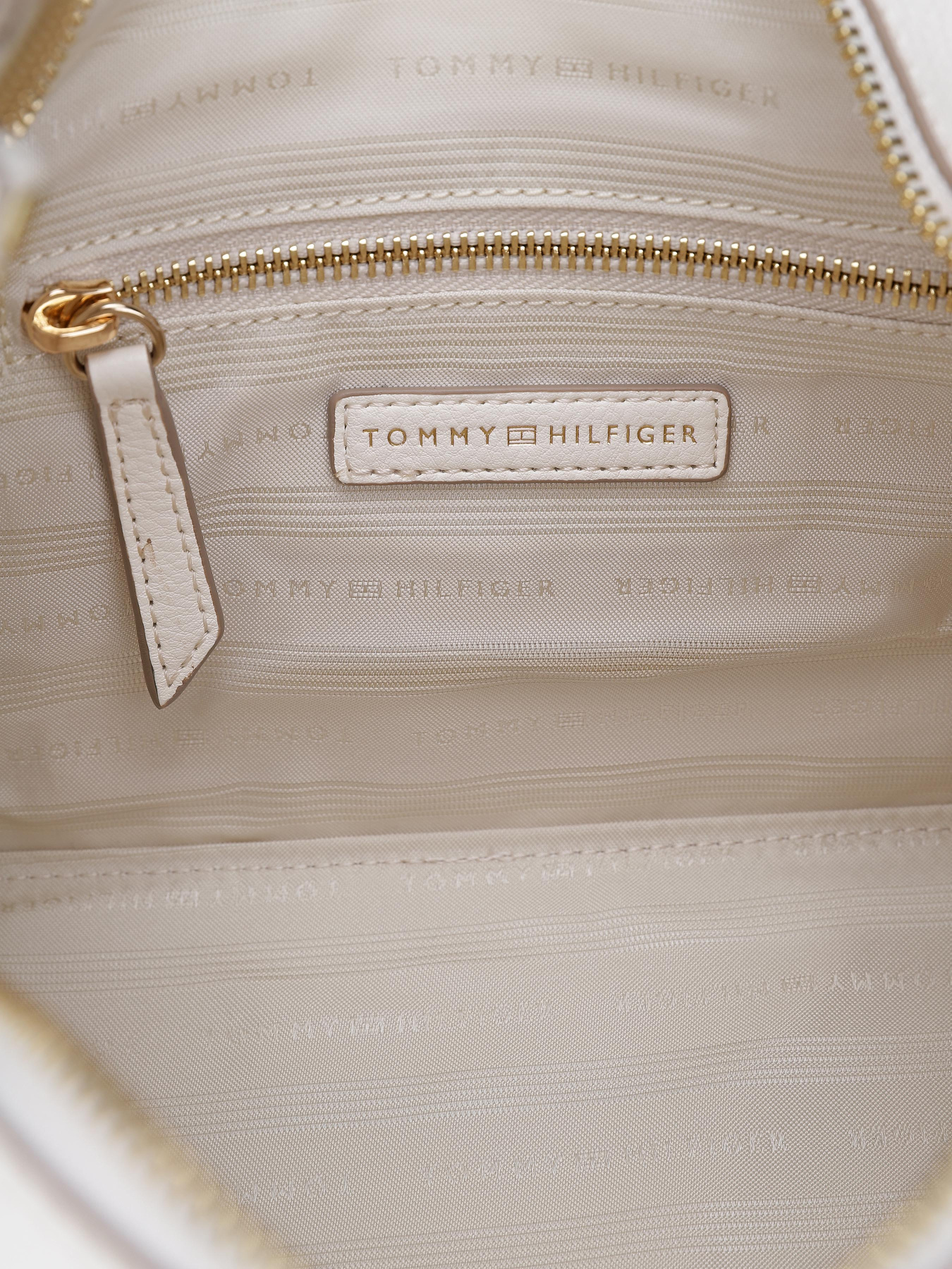 Сумка Tommy Hilfiger модель AW0AW17451-Z00 Фото