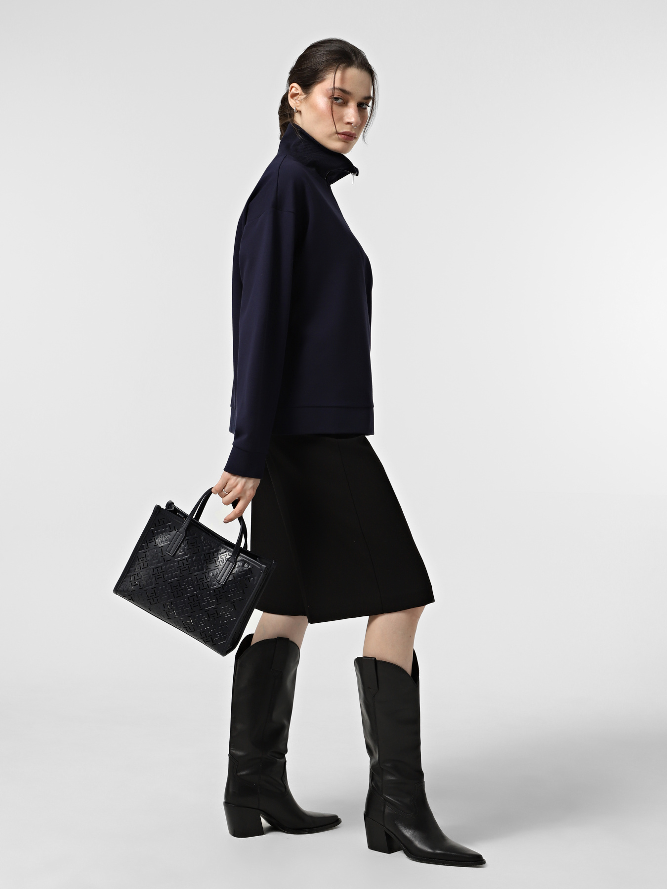 Шопер Tommy Hilfiger модель AW0AW17500-DW6 Фото