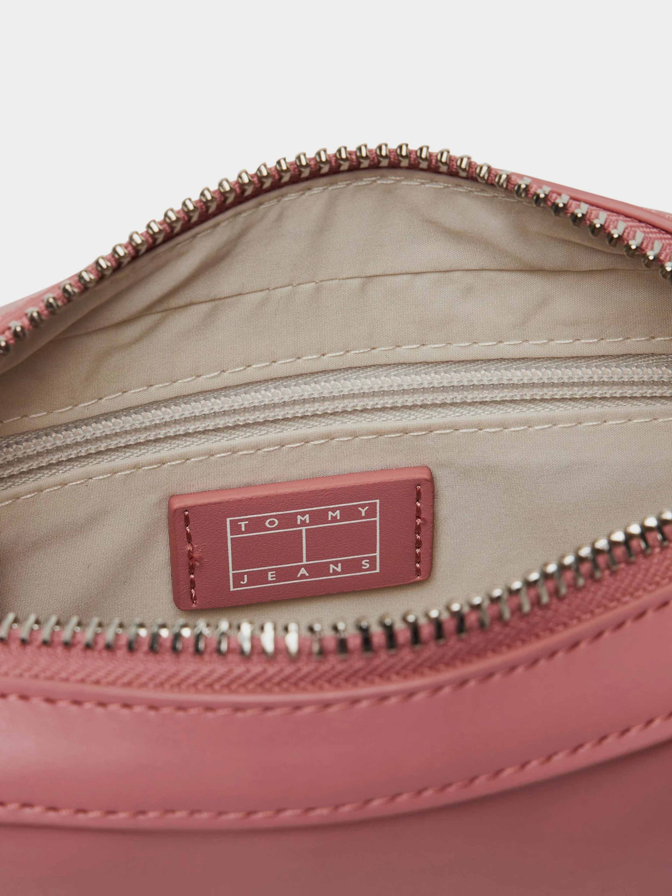 Кросс-боди Tommy Hilfiger модель AW0AW17570-TI0 Фото