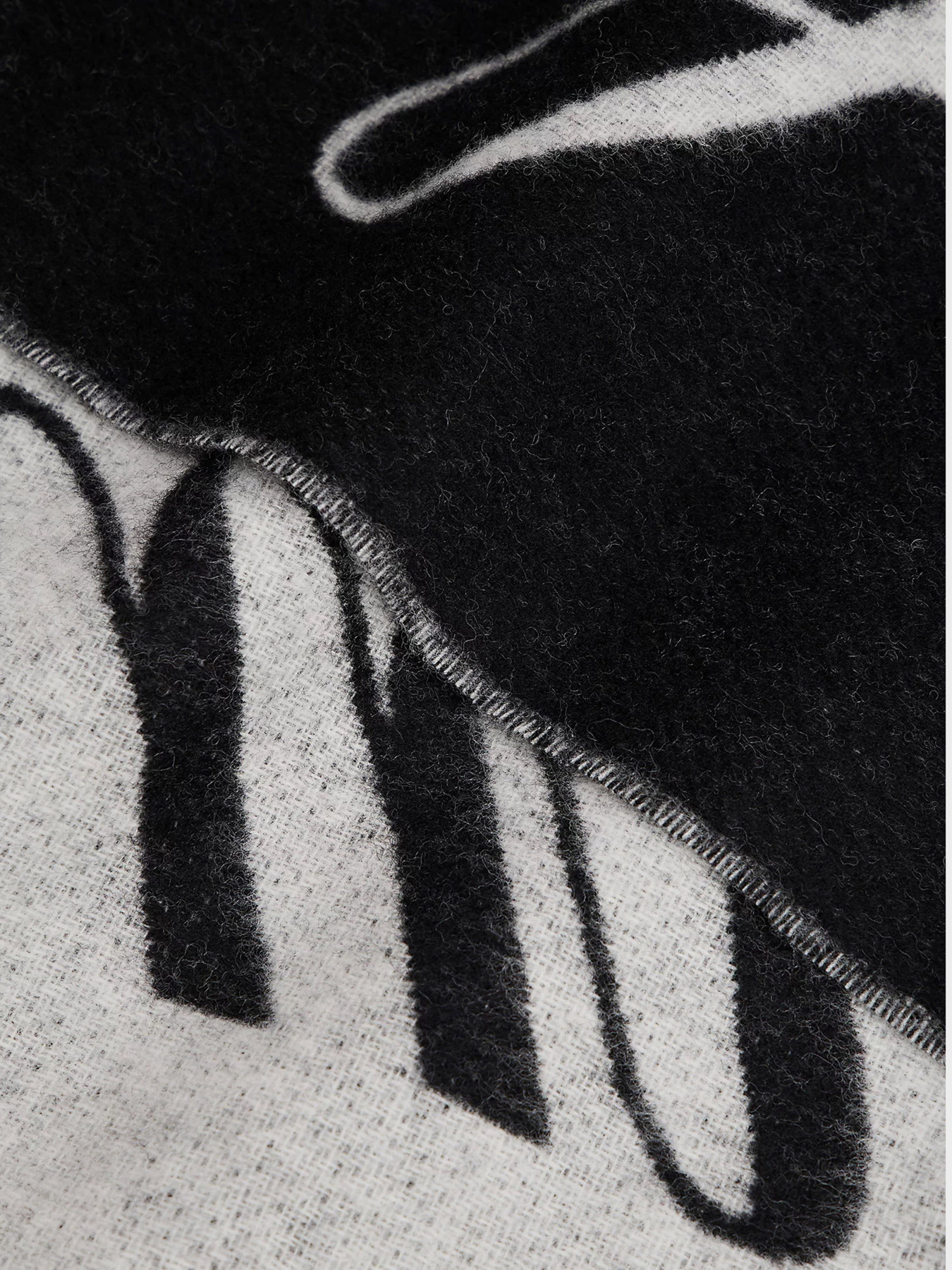 Шарф Tommy Hilfiger модель AW0AW17786-BDS Фото