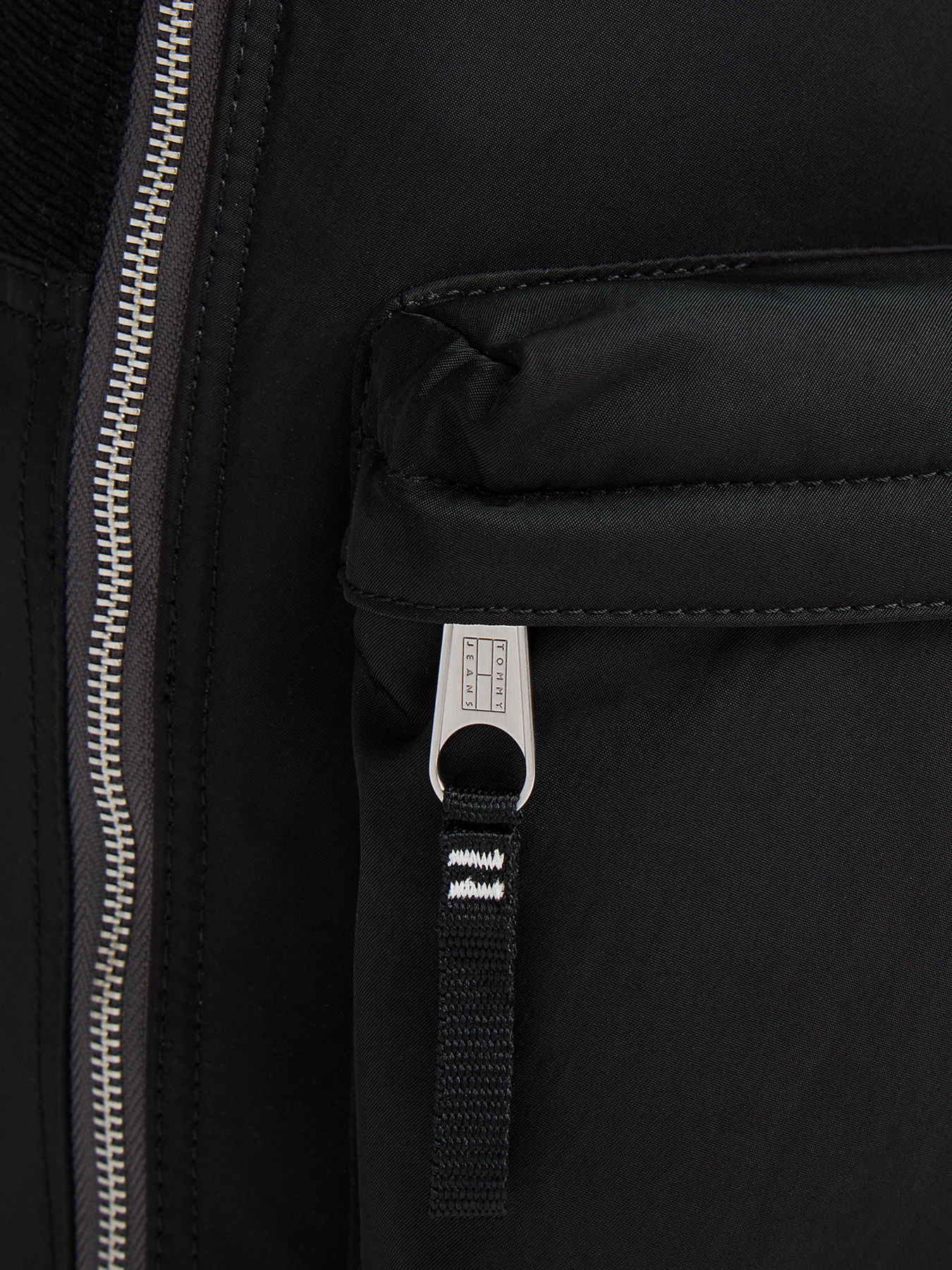 Повсякденний рюкзак Tommy Hilfiger модель AM0AM13733-BDS Фото