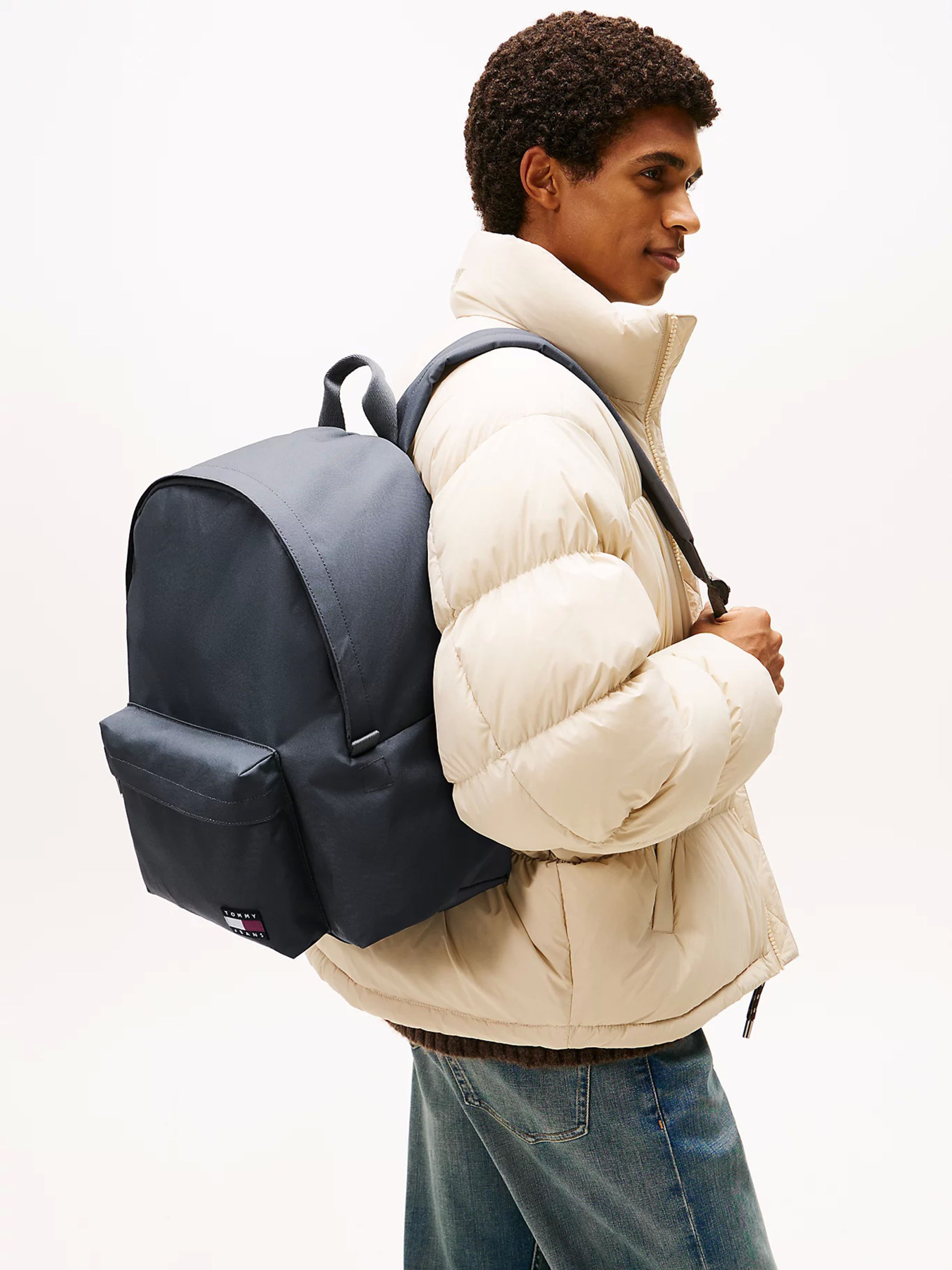 Повседневный рюкзак Tommy Hilfiger TJM ESS DAILY DOME BACKPACK модель AM0AM13726-PSN Фото