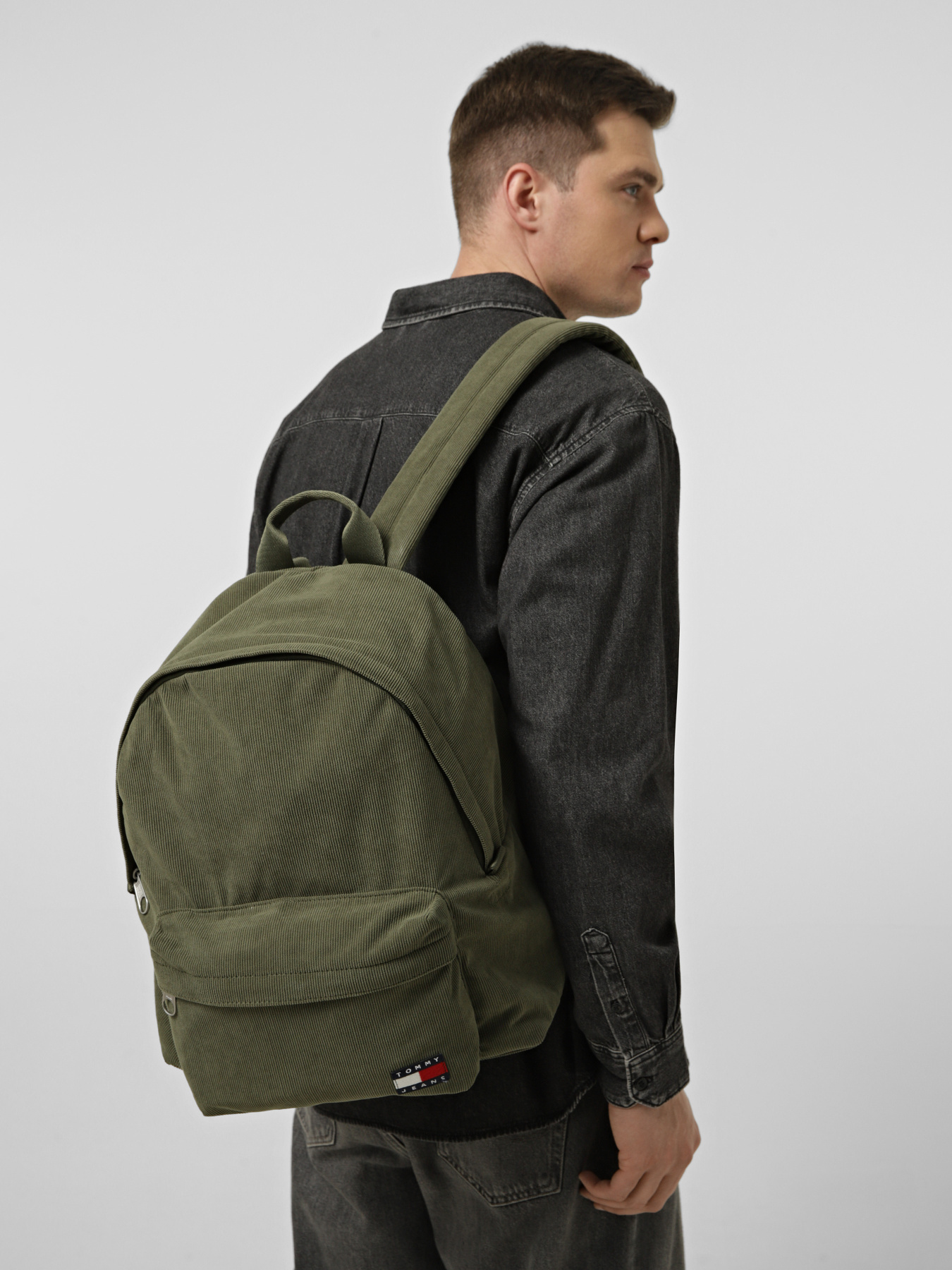 Повсякденний рюкзак Tommy Hilfiger TJM ESS DAILY CORD BACKPACK модель AM0AM13895-GY1 Фото