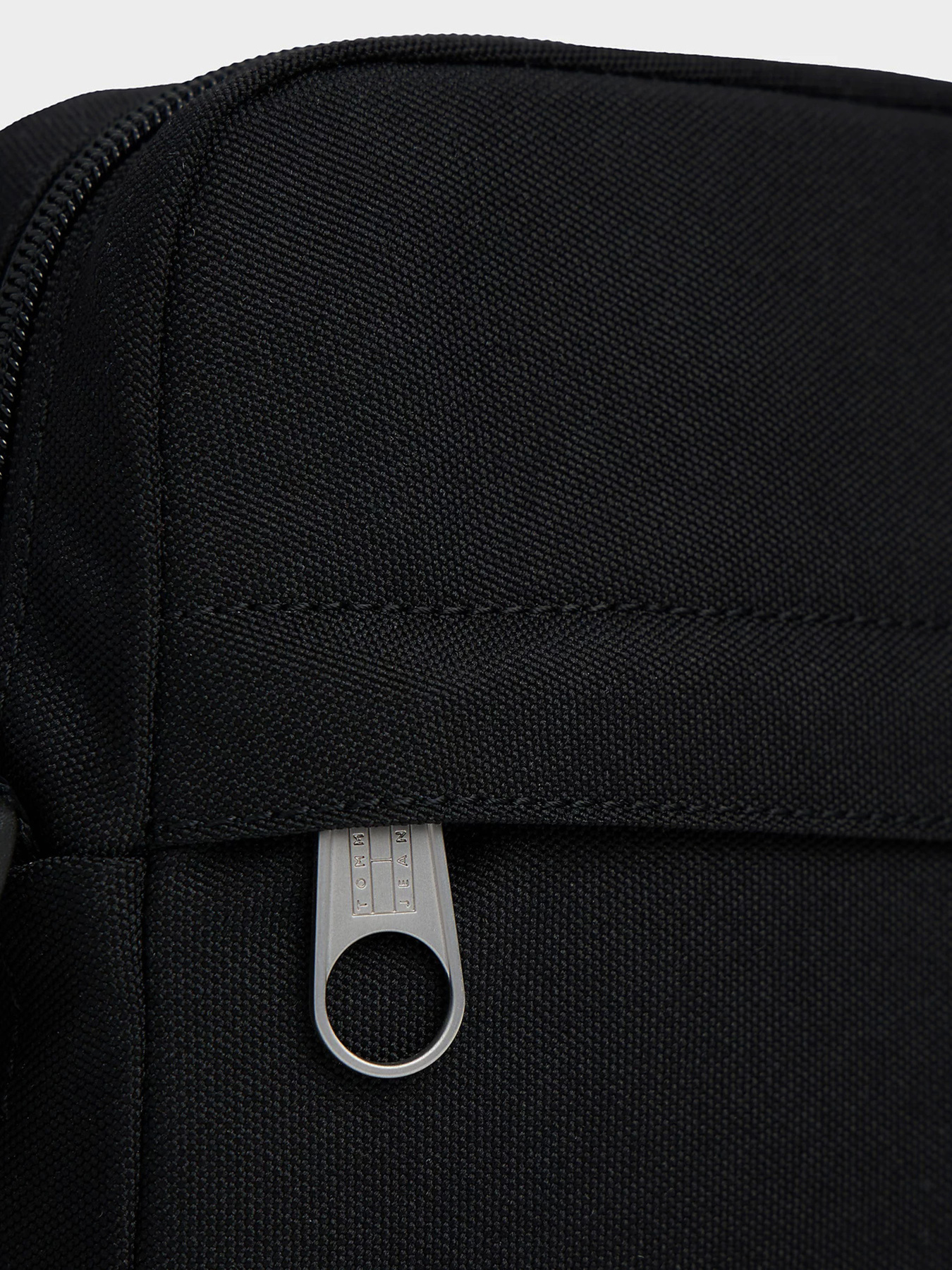 Tommy Hilfiger модель AM0AM13710-BDS Фото