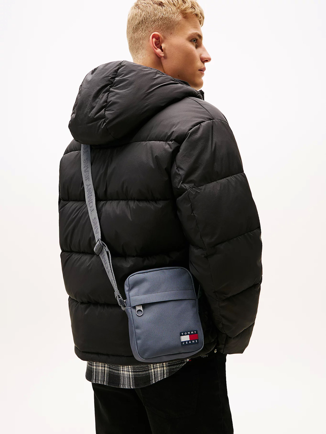 Мессенджер Tommy Hilfiger TJM ESS DAILY REPORTER модель AM0AM13710-PSN Фото