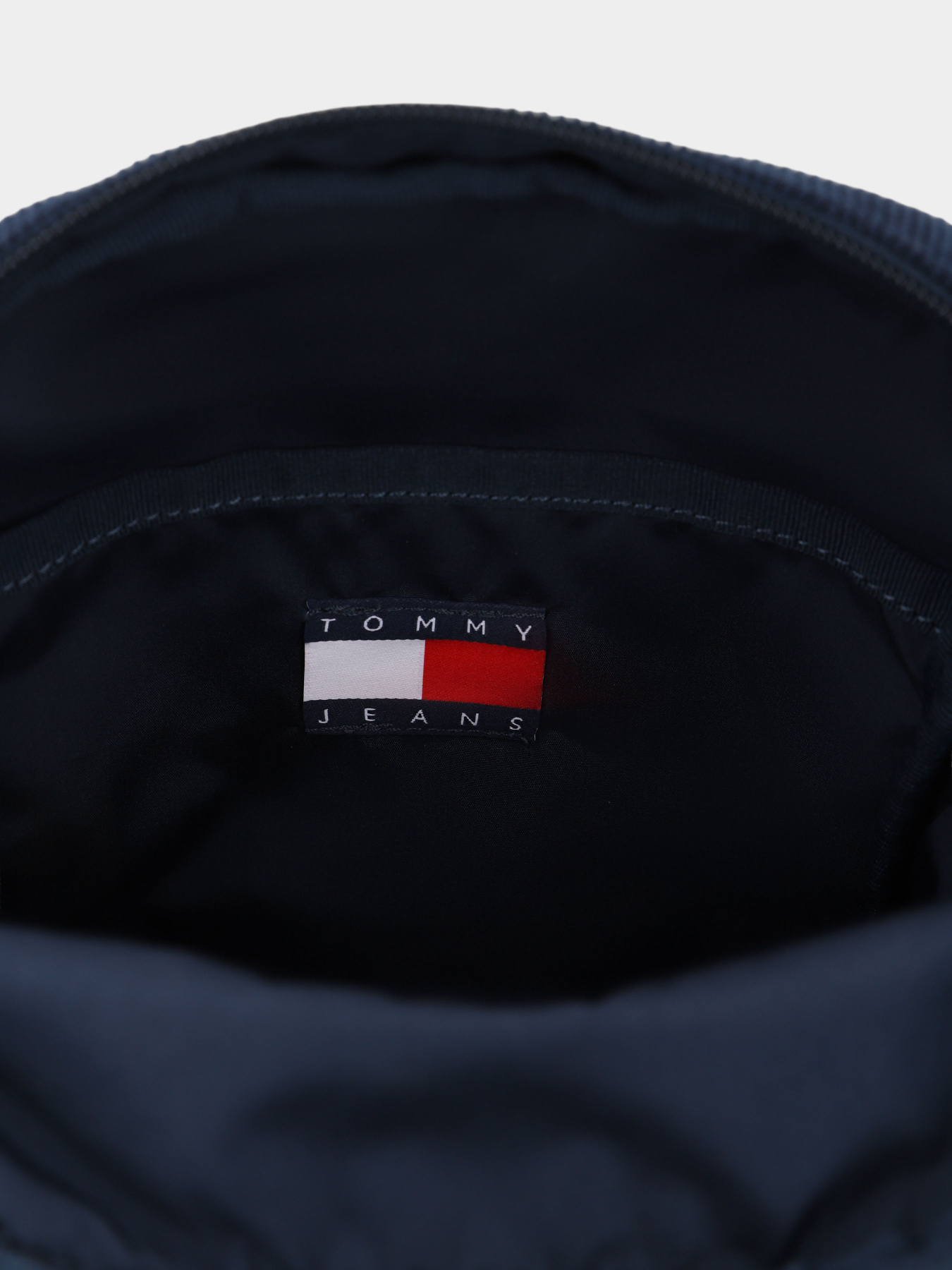 Tommy Hilfiger модель AM0AM13888-C1G Фото