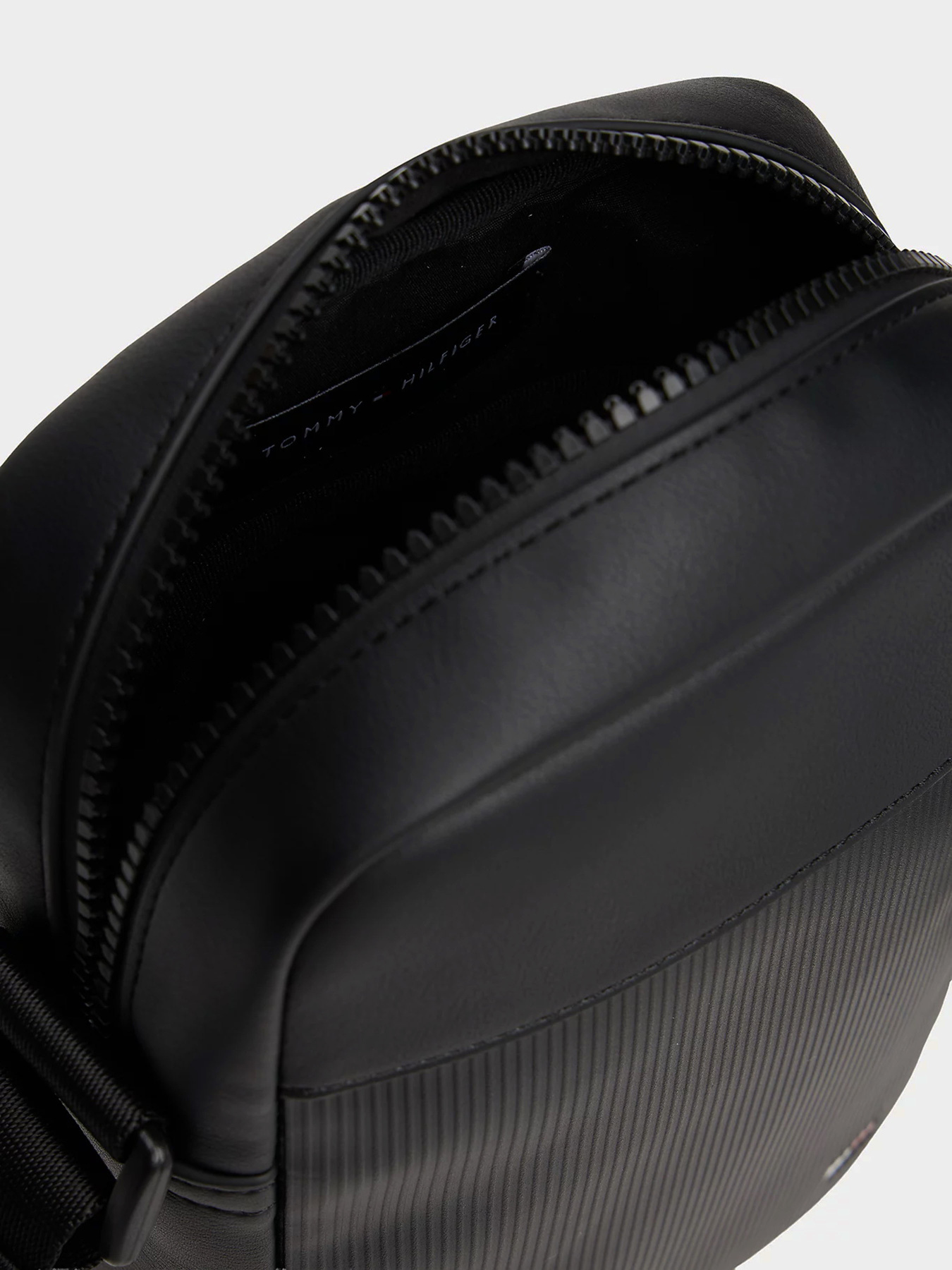 Tommy Hilfiger модель AM0AM14015-BDS Фото