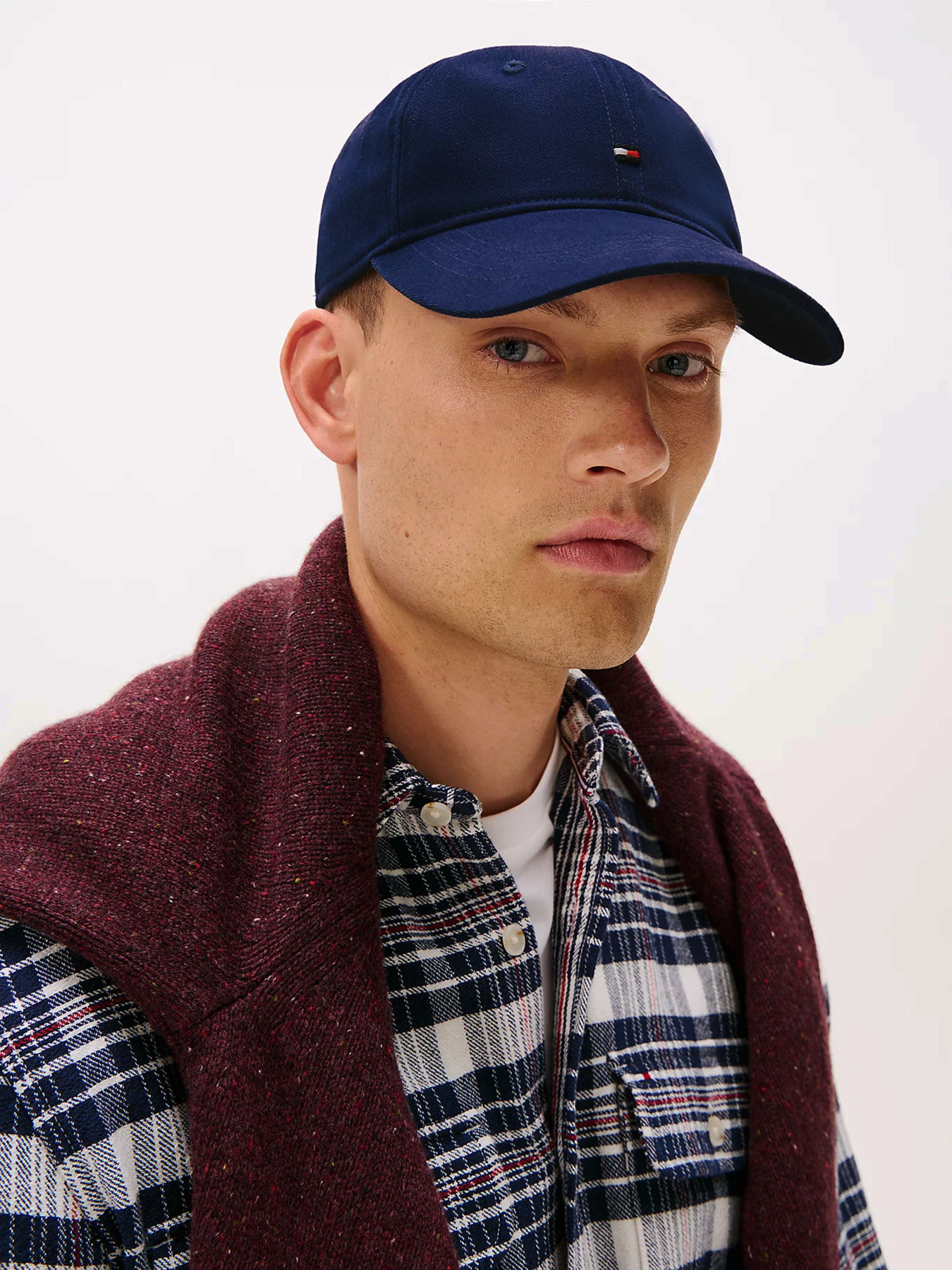 Tommy Hilfiger модель AM0AM12531-C7G Фото