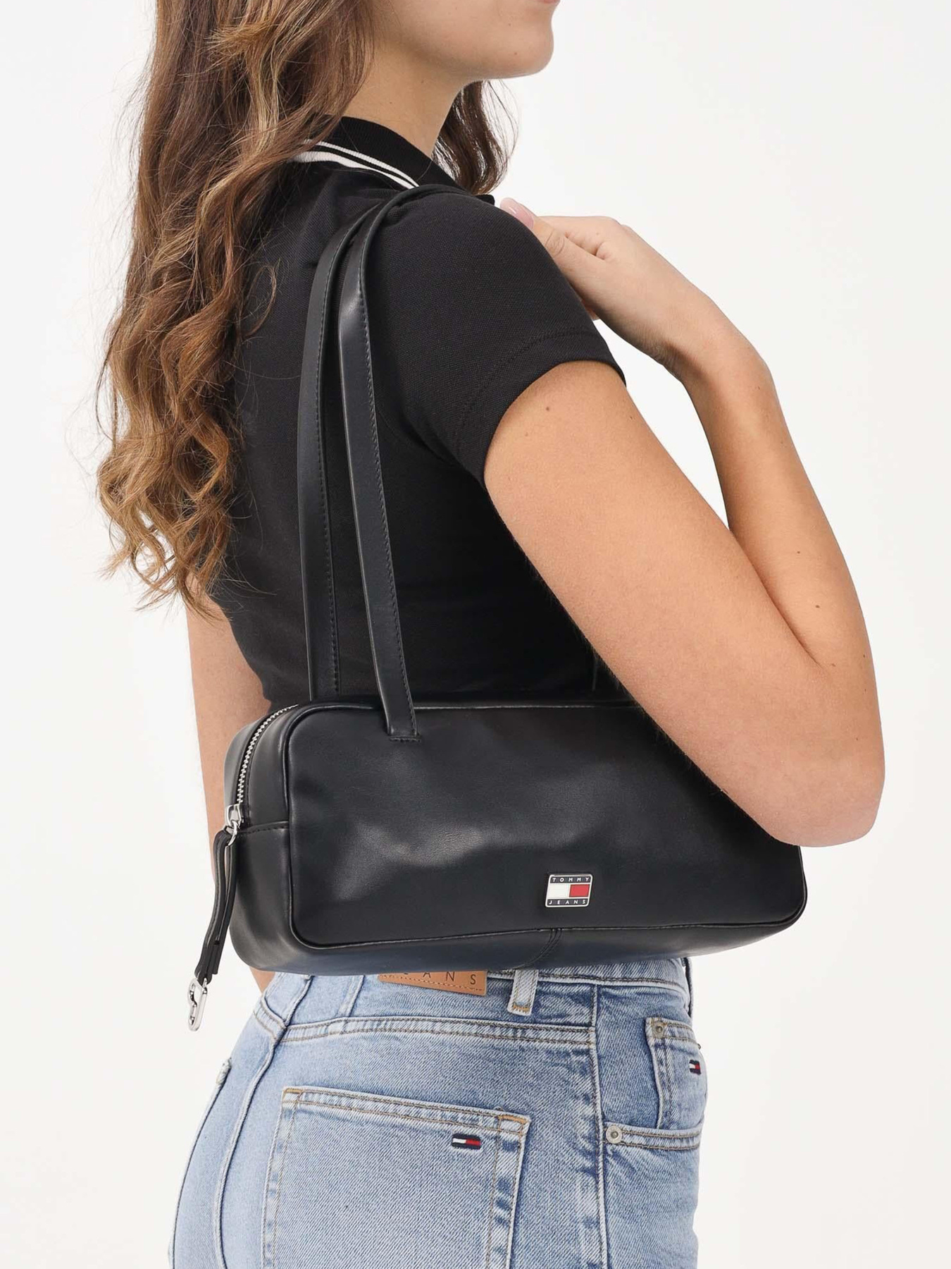 Сумка Tommy Hilfiger TJW CITY SHOULDER  BAG модель AW0AW18075-BDS Фото