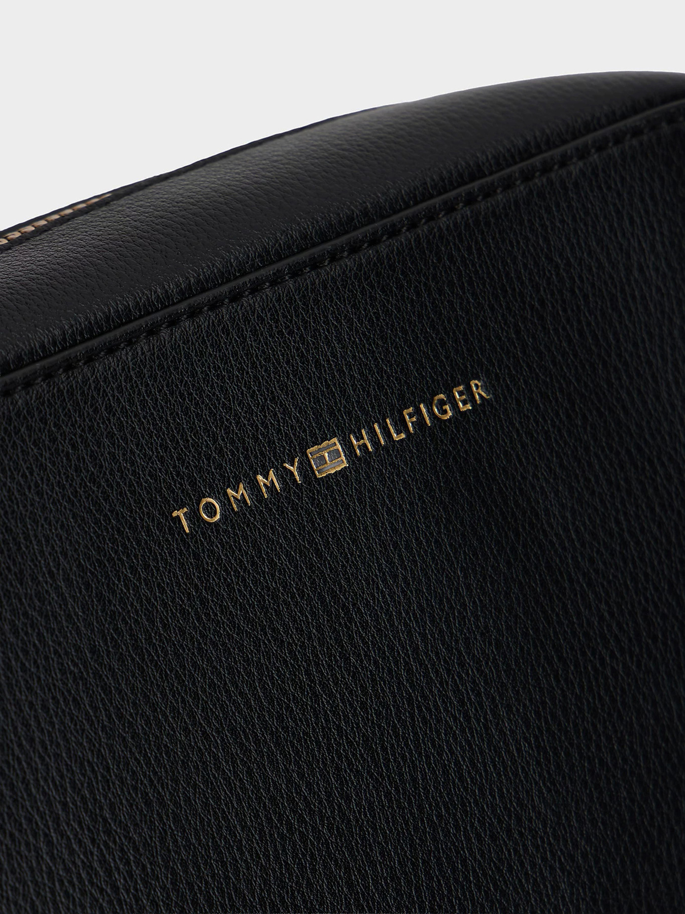 Кросс-боди Tommy Hilfiger TH LOGO CAMERA BAG модель AW0AW18115-BDS Фото