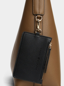 Tommy Hilfiger модель AW0AW18140-R07 Фото