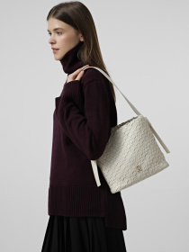 Сумка Tommy Hilfiger TH BRAIDED SHOULDER BAG модель AW0AW18160-AEO Сумка Tommy Hilfiger TH BRAIDED SHOULDER BAG модель AW0AW18160-AEO Фото