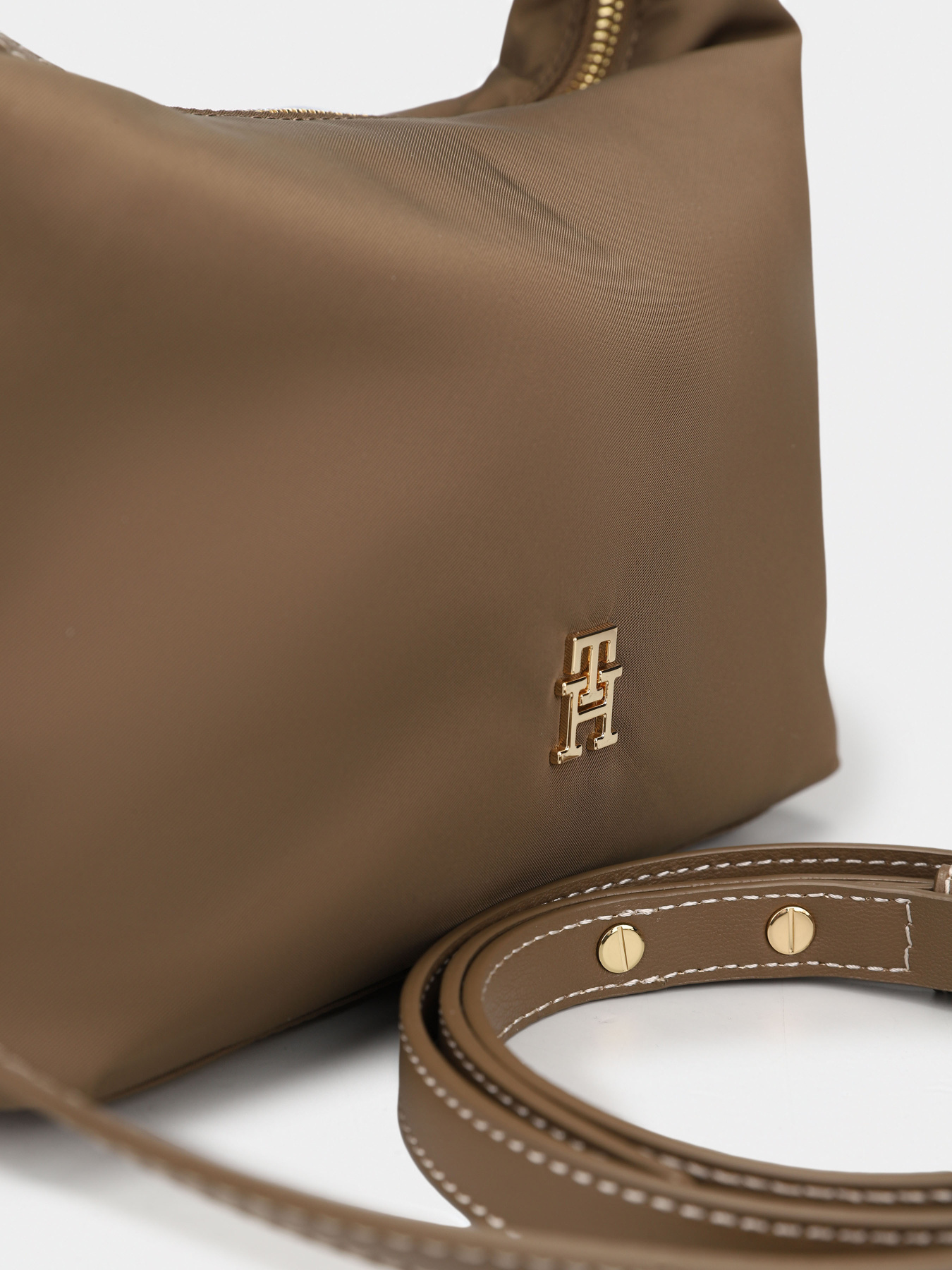 Кросс-боди Tommy Hilfiger TH GO CROSSOVER NYLON модель AW0AW18164-R07 Фото