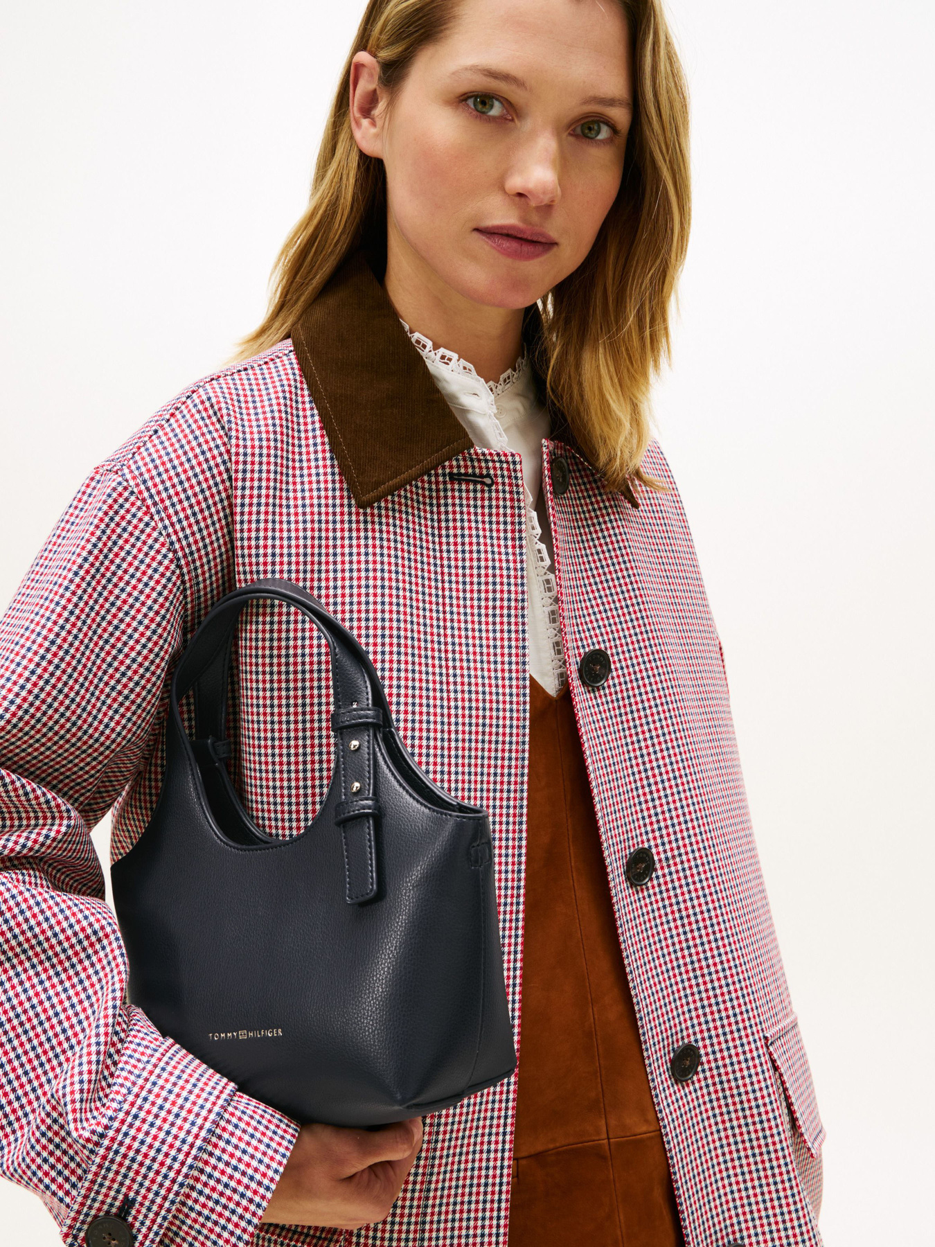 Tommy Hilfiger модель AW0AW18281-DW6 Фото