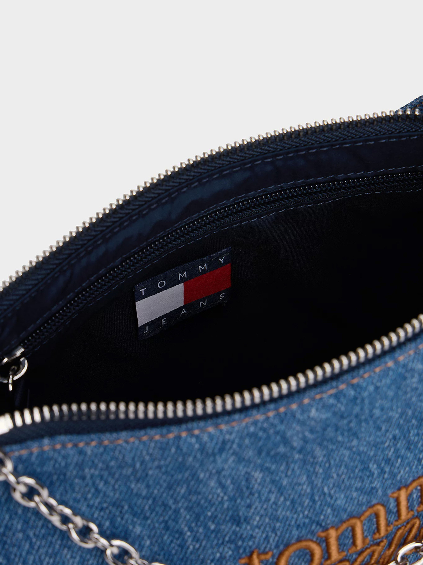 Сумка Tommy Hilfiger TJW COOL DENIM SHOULDER BAG модель AW0AW18575-1A7 Фото