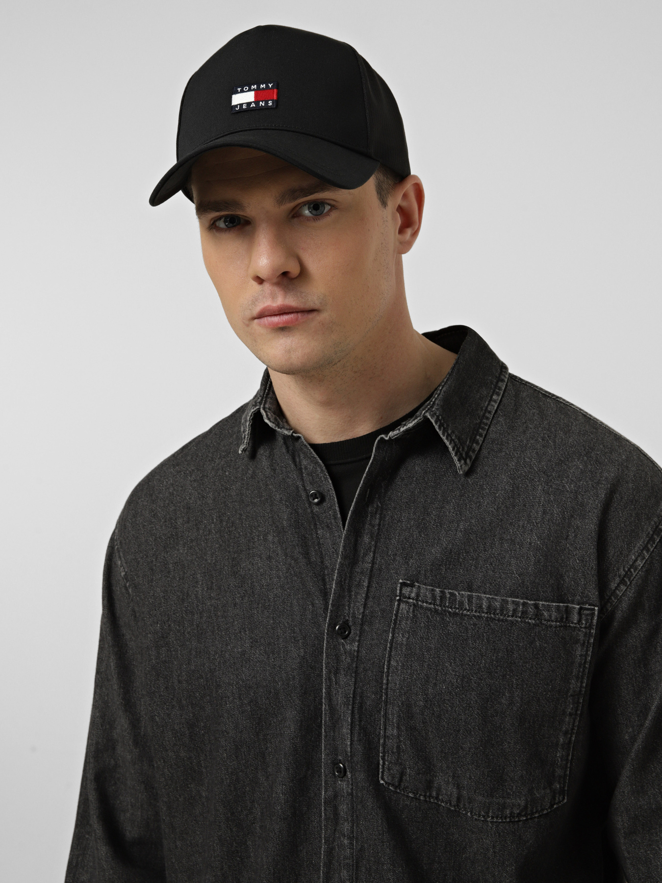 Кепка Tommy Hilfiger TJM HERITAGE TRUCKER CAP модель AM0AM13850-BDS Фото