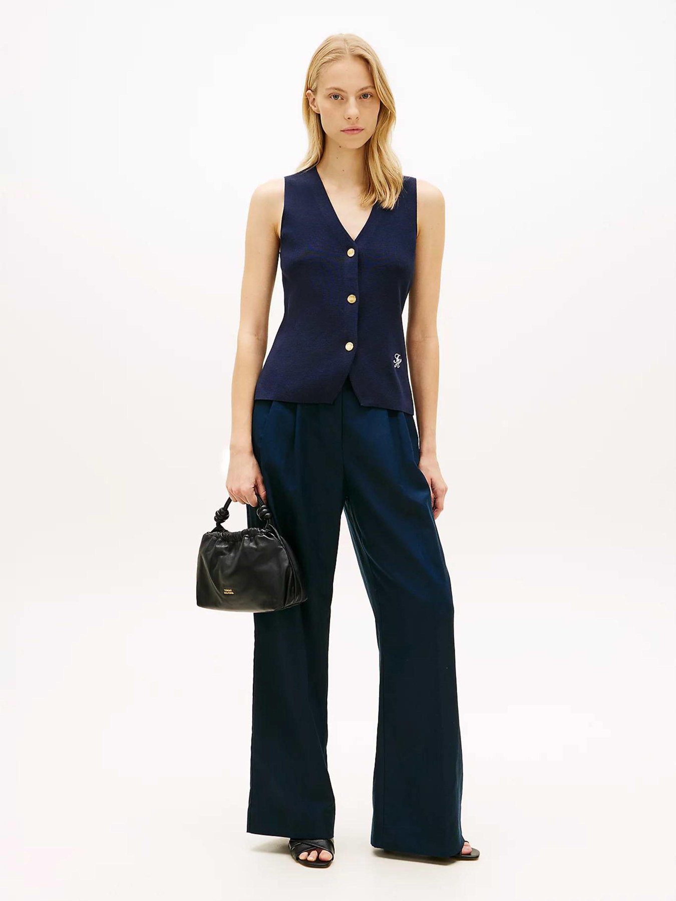 Сумка Tommy Hilfiger TH SOFT LEATHER MED CROSSOVER модель AW0AW18369-BDS Фото