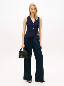 Сумка Tommy Hilfiger TH SOFT LEATHER MED CROSSOVER модель AW0AW18369-BDS Фото