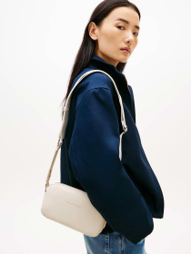 Сумка Tommy Hilfiger TH ESSENTIAL CAMERA BAG модель AW0AW18370-AEO Фото