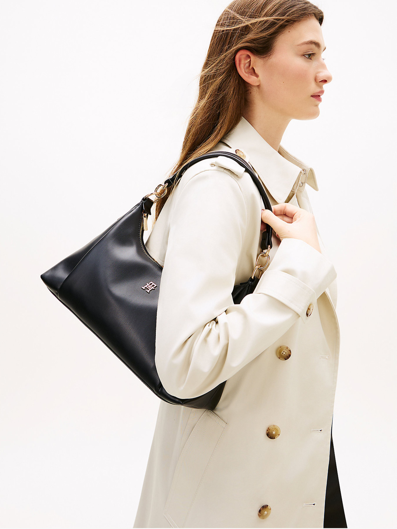 Сумки Tommy Hilfiger TH ESSENTIAL SHOULDER BAG модель AW0AW18373-BDS Фото