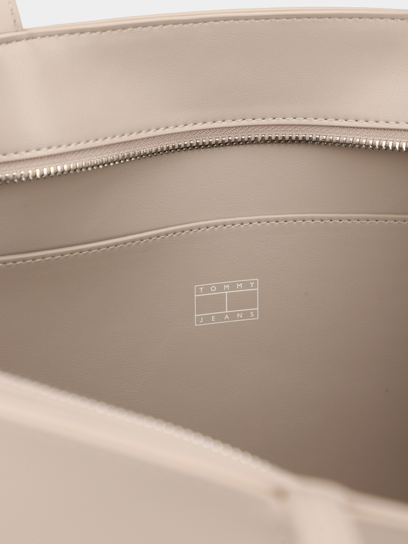 Tommy Hilfiger модель AW0AW18455-AEP Tommy Hilfiger модель AW0AW18455-AEP Фото