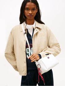 Сумки Tommy Hilfiger TJW CITY CHARM CAMERA BAG модель AW0AW18456-YBL Фото