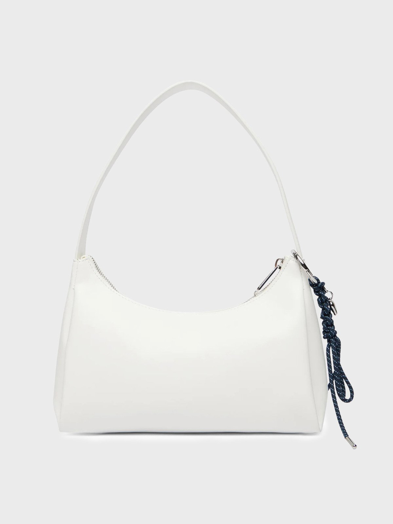 Сумки Tommy Hilfiger TJW CITY CHARM SHOULDER BAG модель AW0AW18458-YBL Сумки Tommy Hilfiger TJW CITY CHARM SHOULDER BAG модель AW0AW18458-YBL Фото