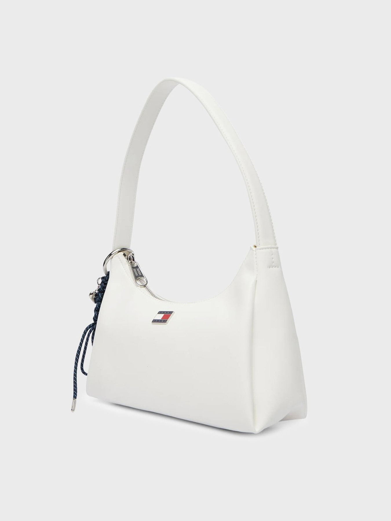 Сумки Tommy Hilfiger TJW CITY CHARM SHOULDER BAG модель AW0AW18458-YBL Сумки Tommy Hilfiger TJW CITY CHARM SHOULDER BAG модель AW0AW18458-YBL Фото