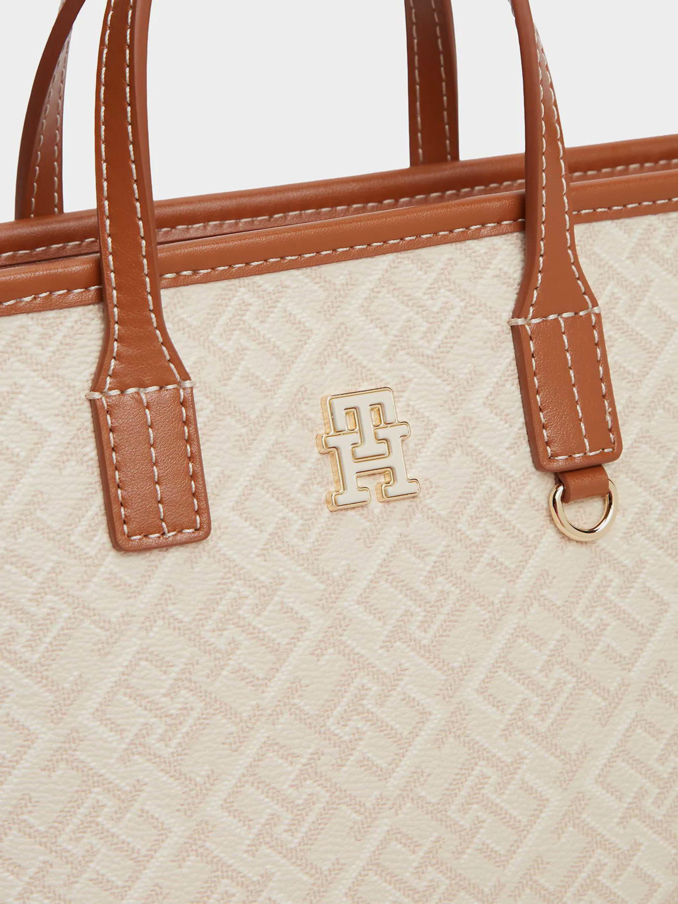 Сумка Tommy Hilfiger TH MONOPLAY MINI TOTE LE модель AW0AW18848-0F4 Фото