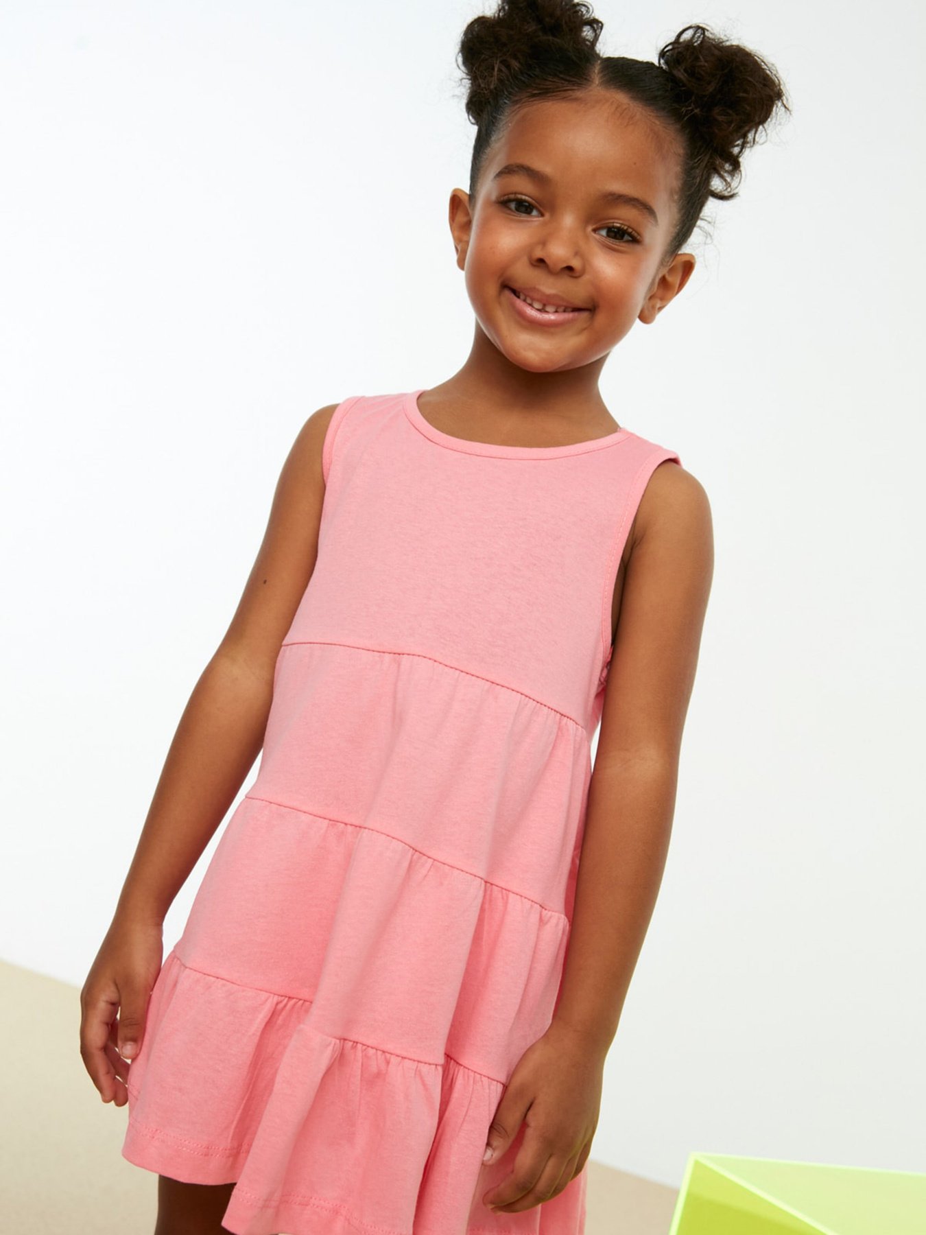 Сукня міді Trendyol модель TKDSS21EL4348/Pembe Фото