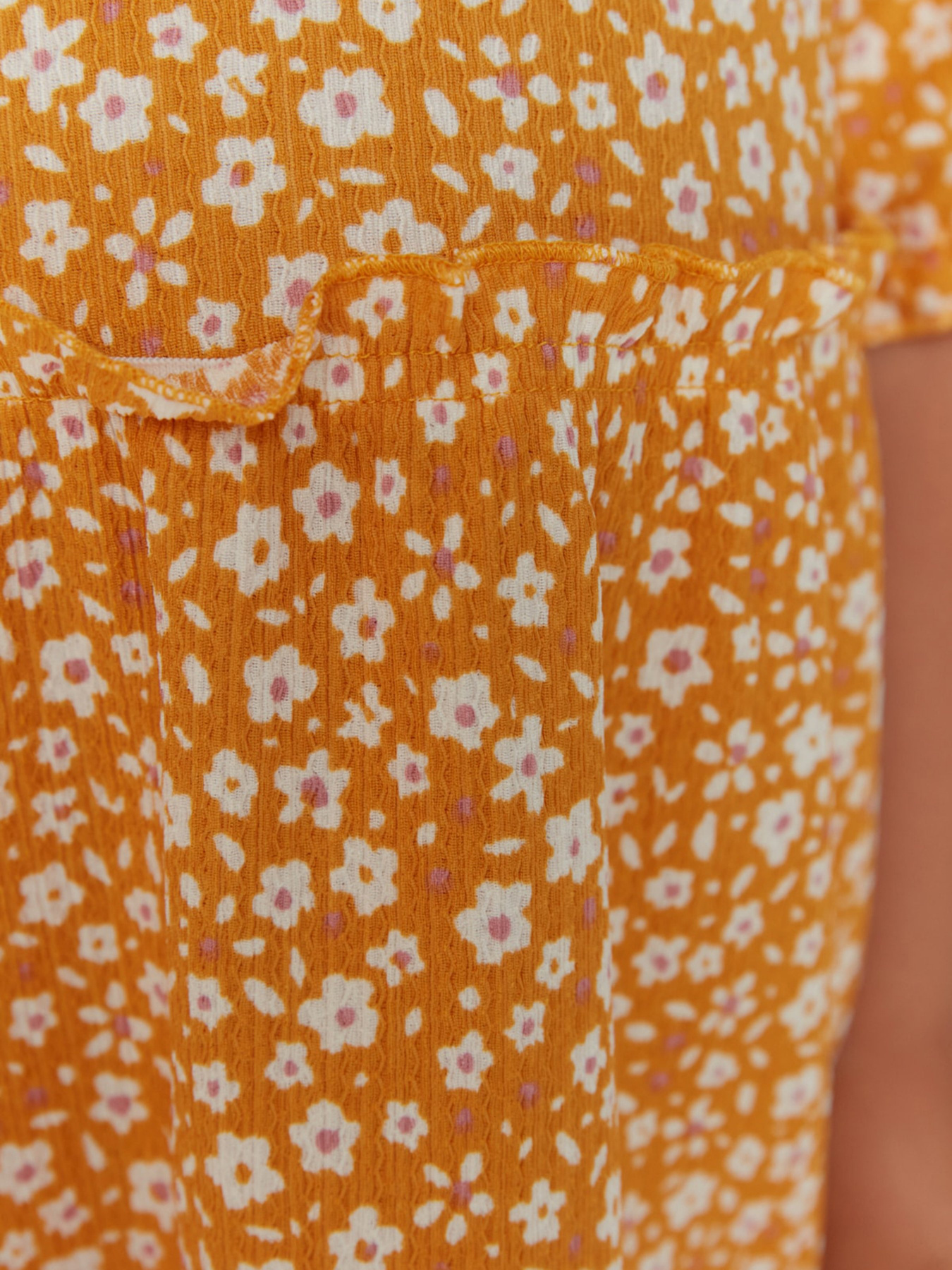 Сукня міді Trendyol модель TKDSS22EL1112/Sari Фото