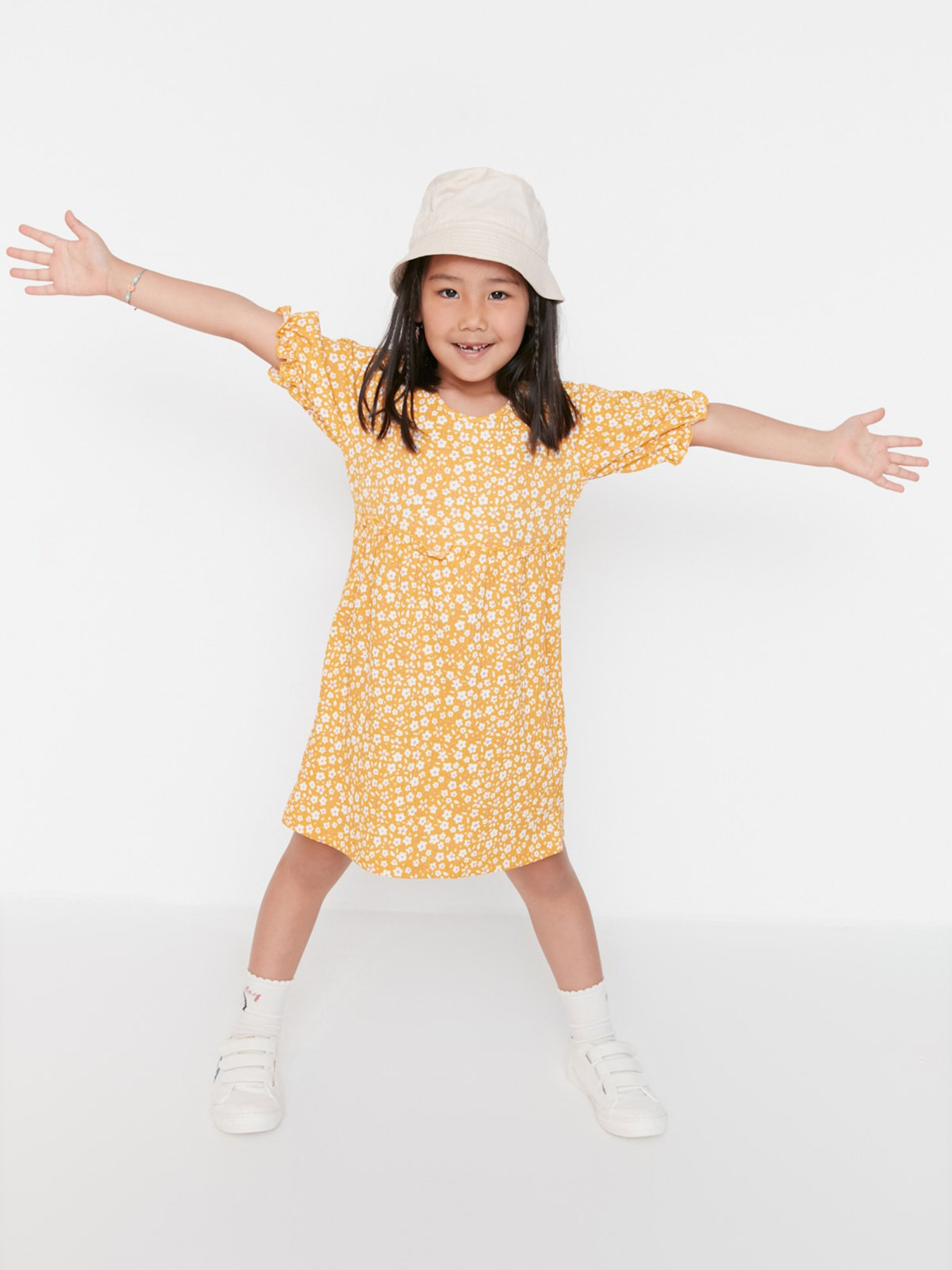 Платье миди Trendyol модель TKDSS22EL1112/Sari Фото