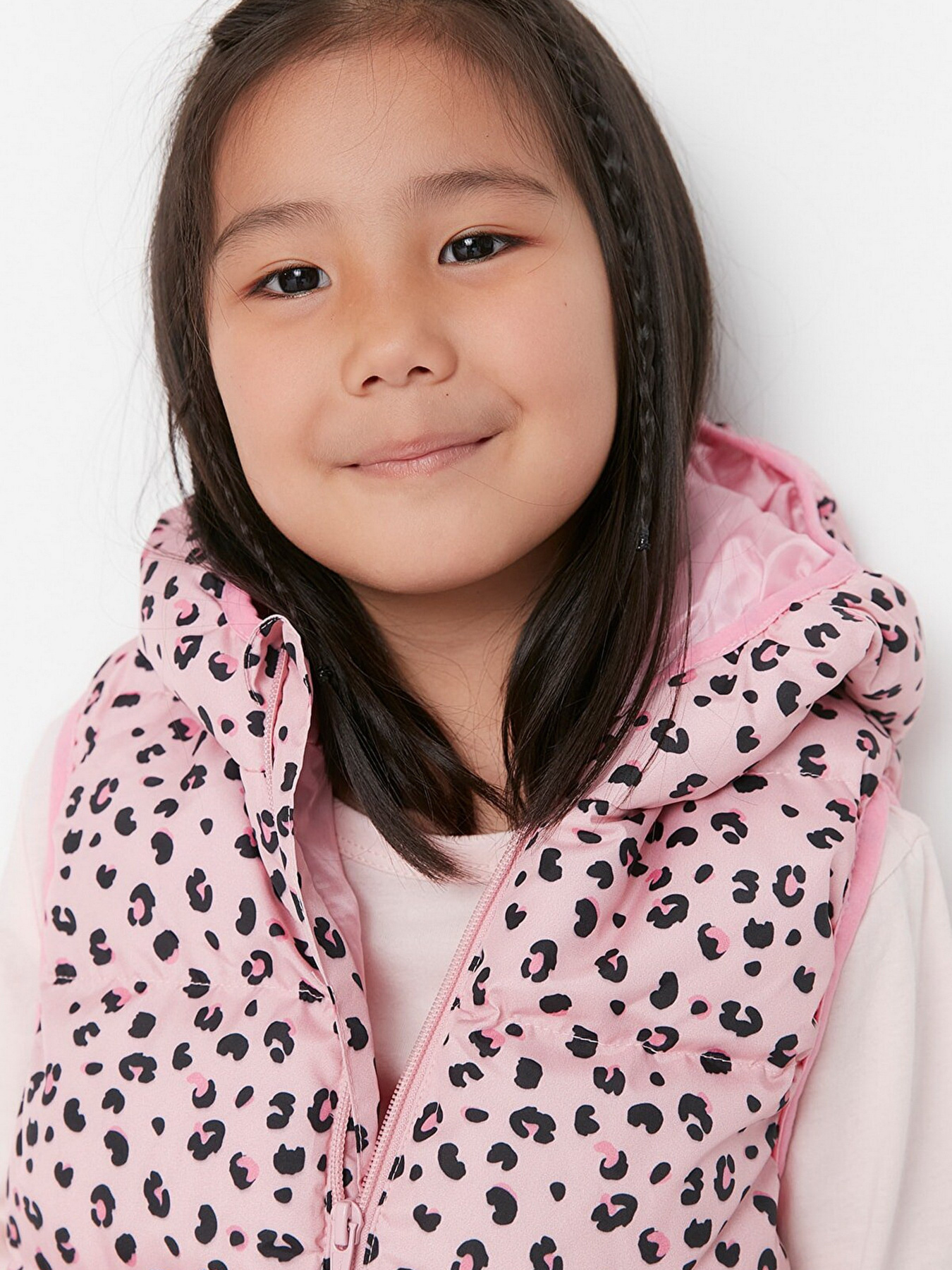 Утеплений жилет Trendyol модель TKDAW23YE00001/Pembe Фото