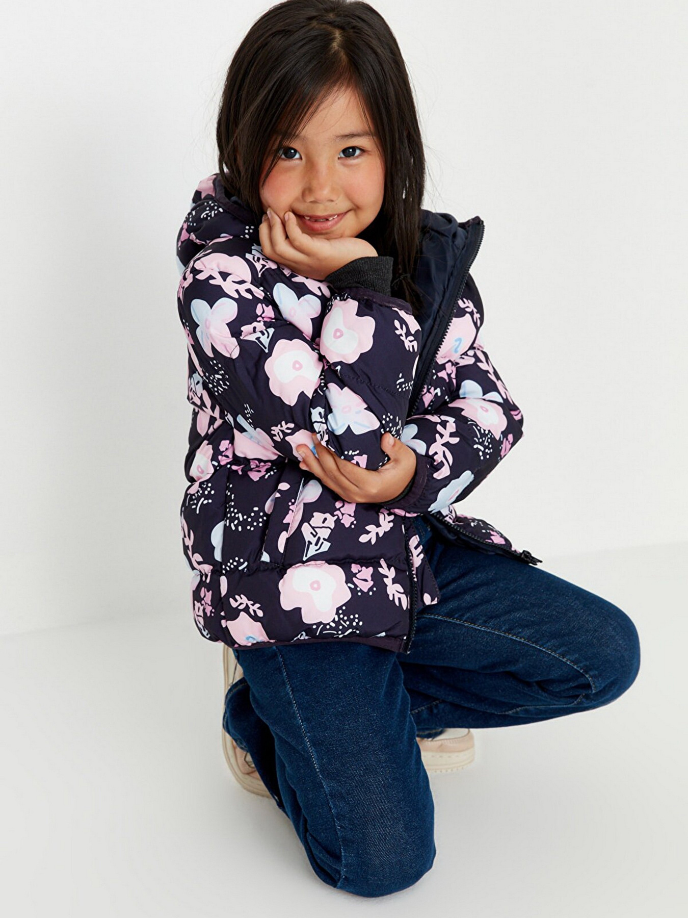 Зимняя куртка Trendyol модель TKDAW22MO0554/Cok Renkli Фото