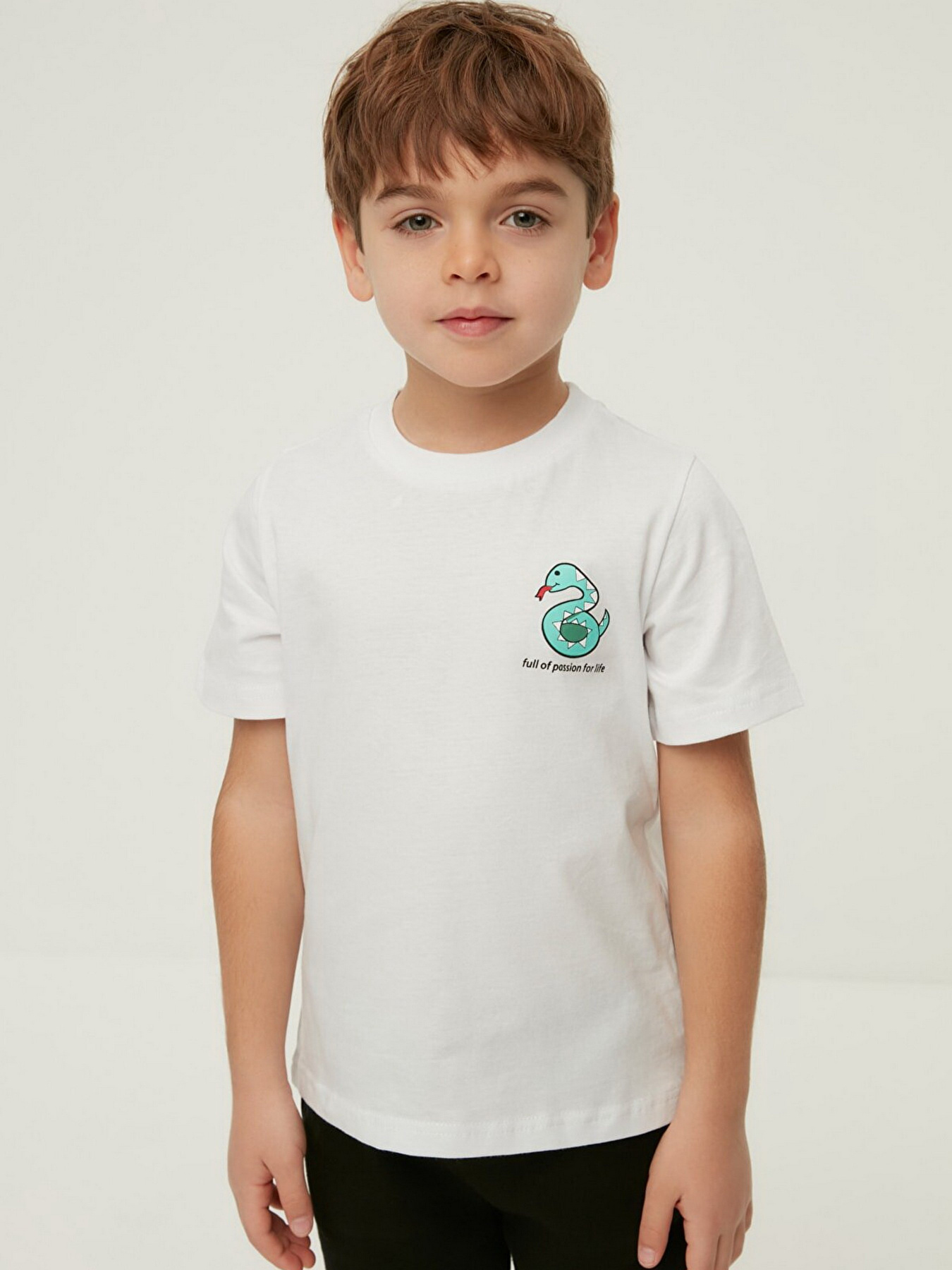 Футболка Trendyol модель TKDSS22TS0129/Beyaz Футболка Trendyol модель TKDSS22TS0129/Beyaz Фото