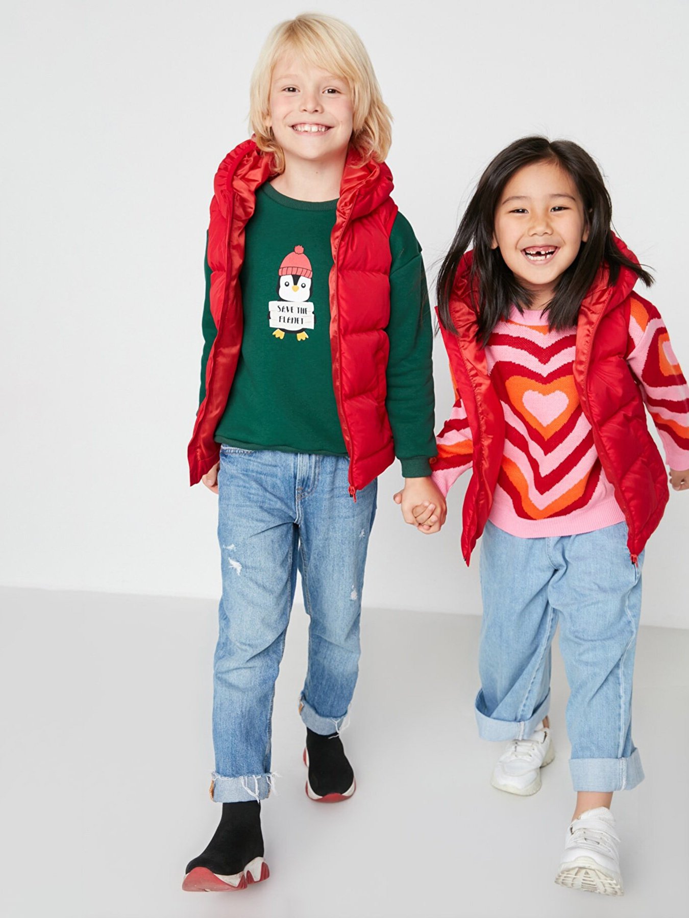 Жилет с утеплителем Trendyol модель TKDAW23YE00003/Kirmizi Фото