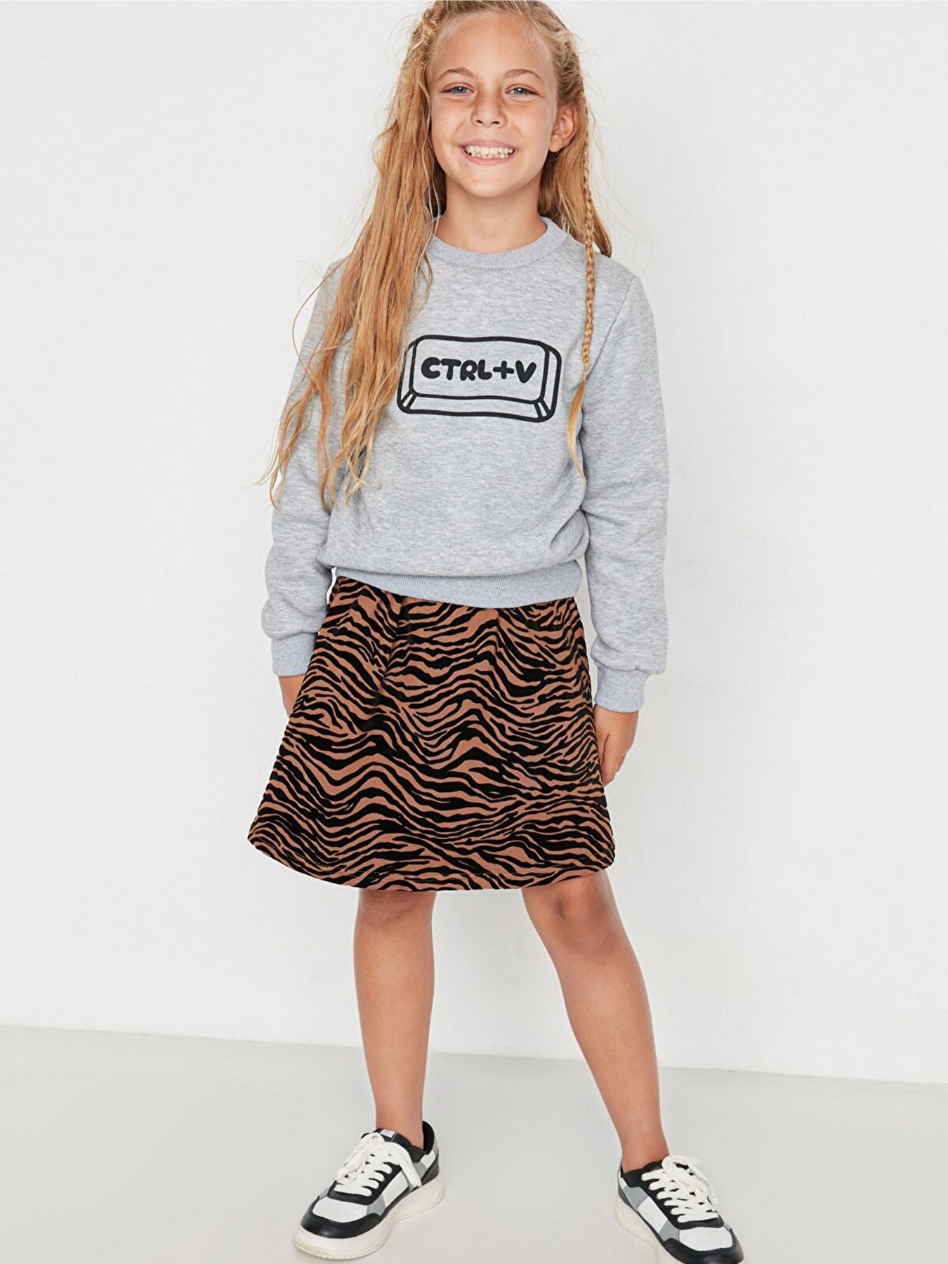 Юбка мини Trendyol модель TKDAW23ET00021/Cok Renkli Фото