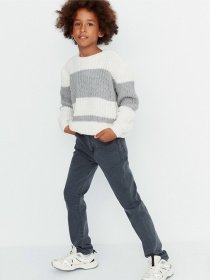 Прямі джинси Trendyol модель TKDAW23JE00035/Gri Фото